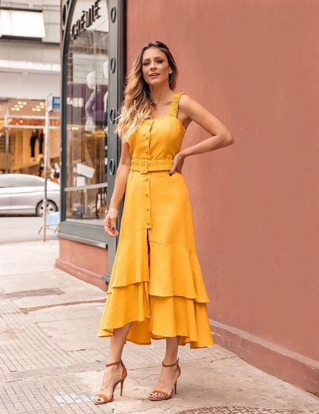 vestido godê midi